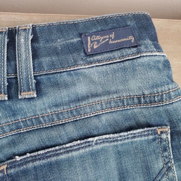 Citizens of Humanity Distressed Cutout shorts Size 28 - Picture 12 of 14